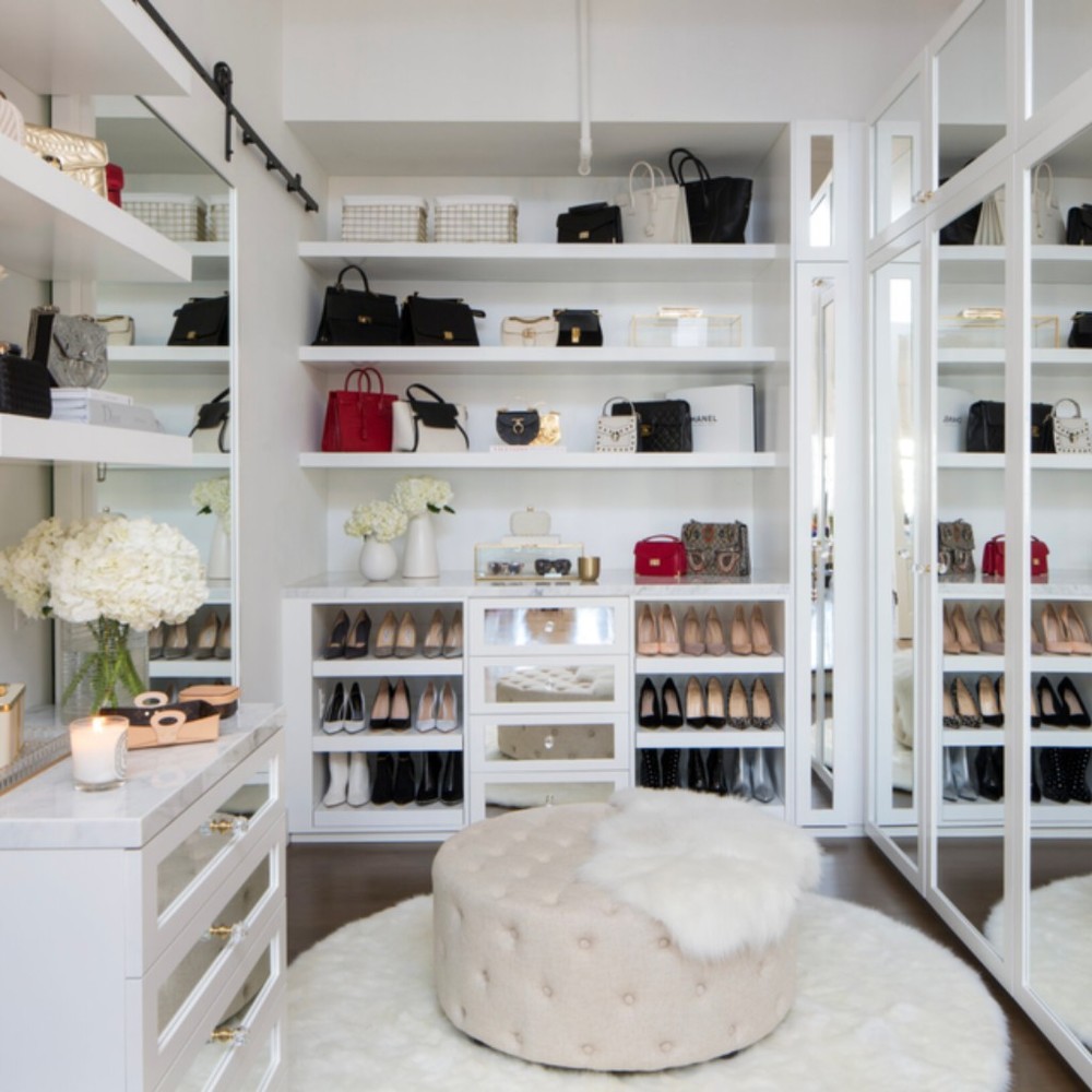 Meet your Posher, Alaine